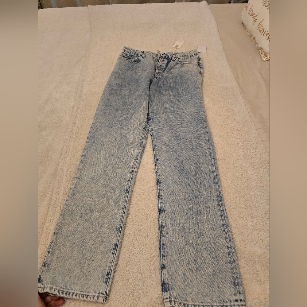 Good American bleach wash jeans